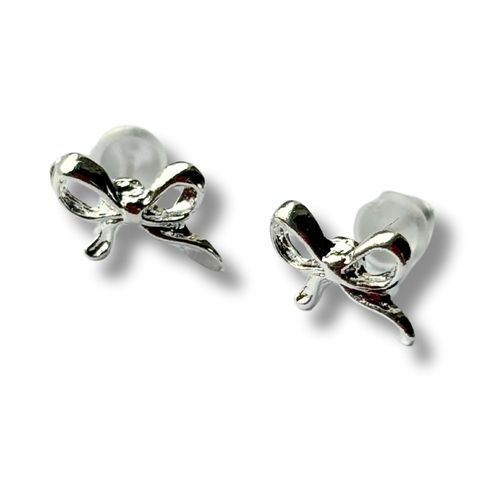 Charming Bow Silver Stud Earrings – Perfect Christmas Gift for All Ages!