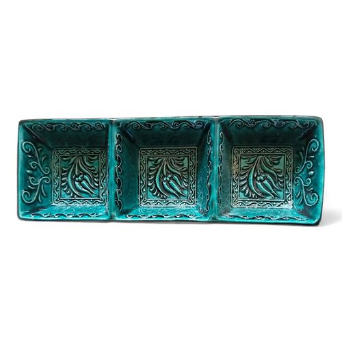 Stylish 3-in-1 Green Ceramic Snack & Dip Bowl for Modern Entertainers